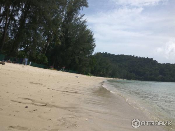 Пляж Tri Trang Beach (Таиланд, о. Пхукет) фото