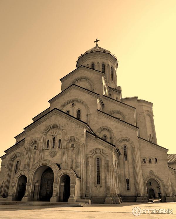 Экскурсия в Собор Цминда Самеба (Грузия, Тбилиси) фото