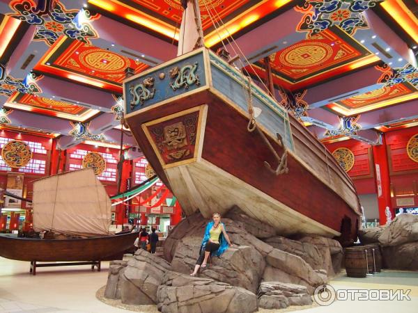 Торговый центр Ibn Battuta Mall (ОАЭ, Дубаи) фото