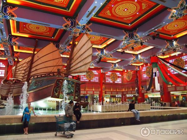 Торговый центр Ibn Battuta Mall (ОАЭ, Дубаи) фото