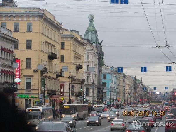 Экскурсия на двухэтажном автобусе CitySightSeeing по Санкт-Петербургу (Россия) фото