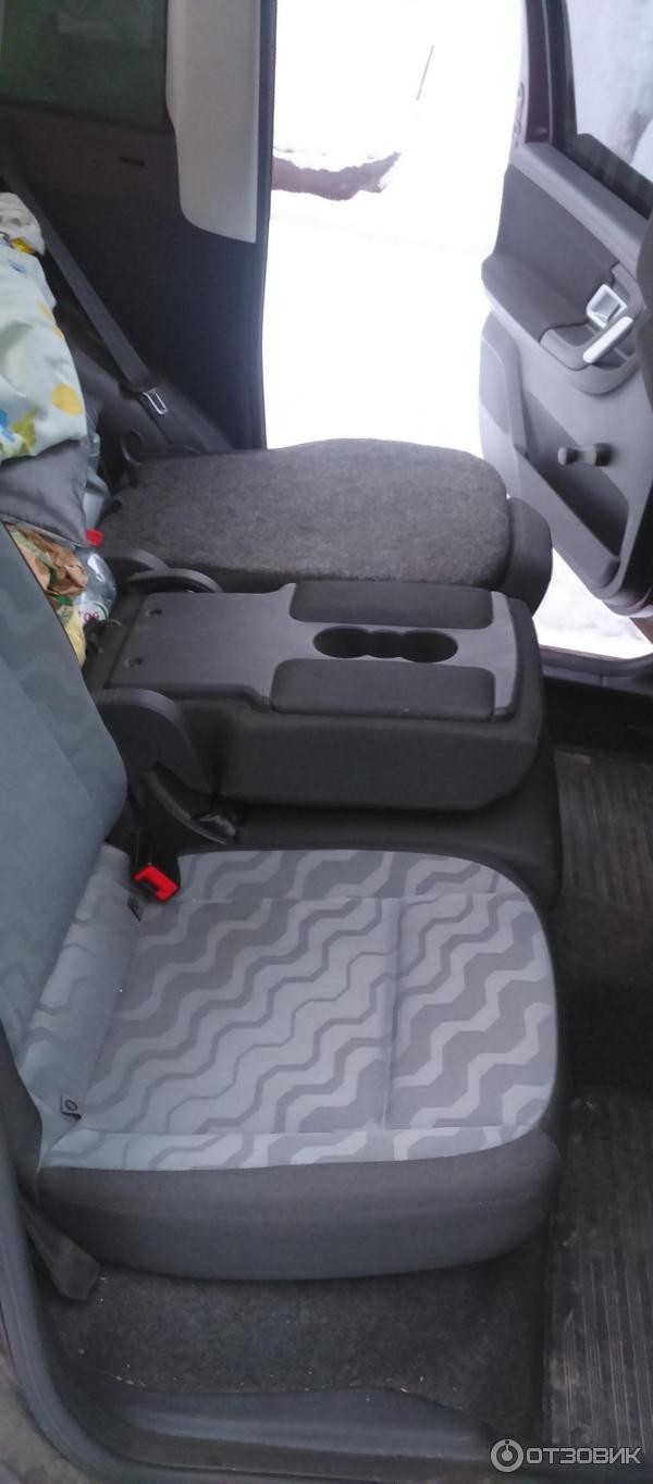 Автомобиль Skoda Roomster - универсал фото