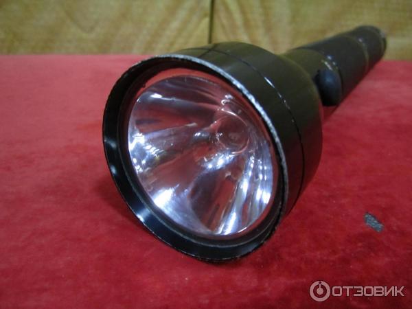 Фонарь Camelion xenon фото