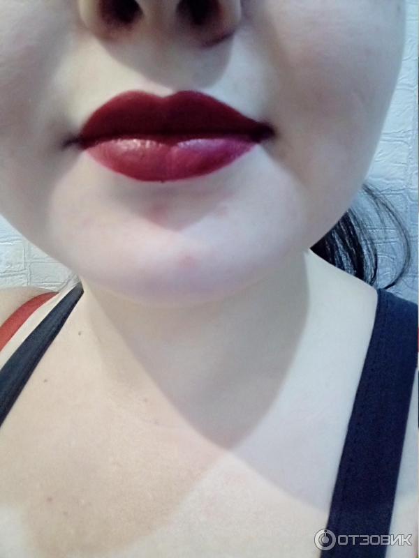 Стойкая помада Long Lasting Lip Gloss фото