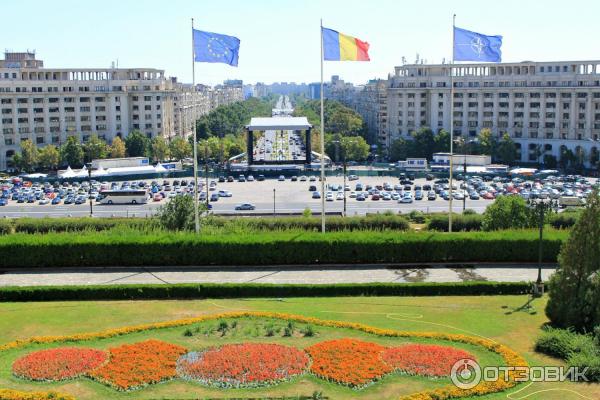 Экскурсия по Дворцу Парламента (Румыния, Бухарест) фото