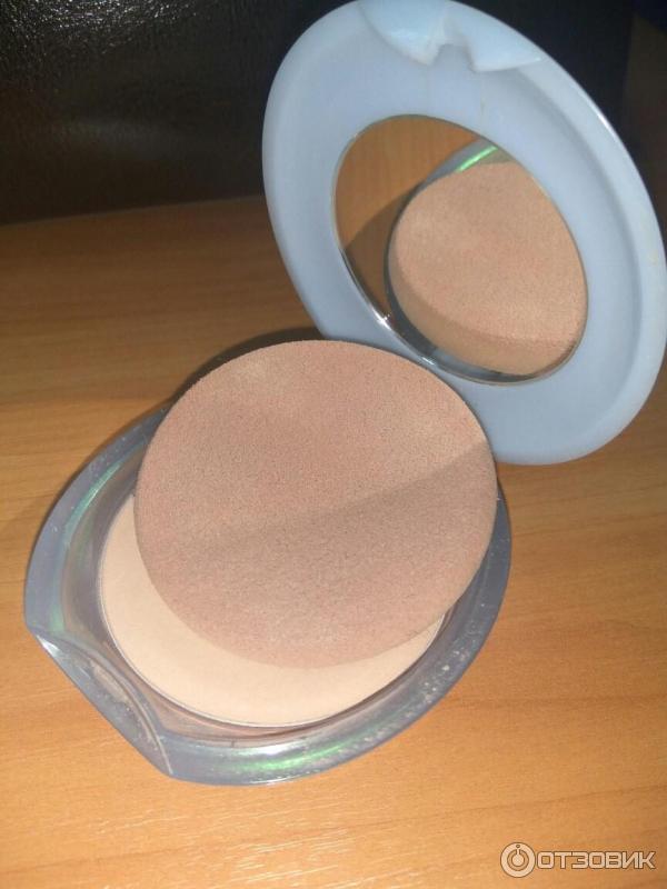 Пудра Shiseido Pureness Matifying Compact Oil-Free Foundation SPF15 фото