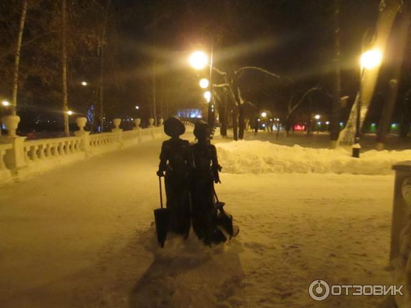 Сквер Загородный сад (Россия, Тюмень) фото