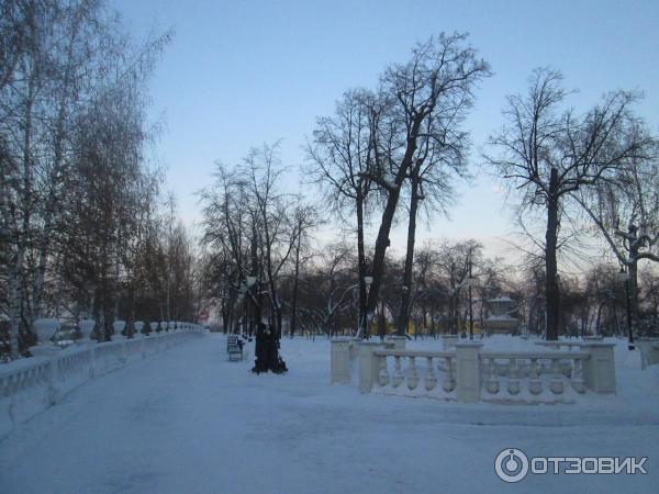 Сквер Загородный сад (Россия, Тюмень) фото