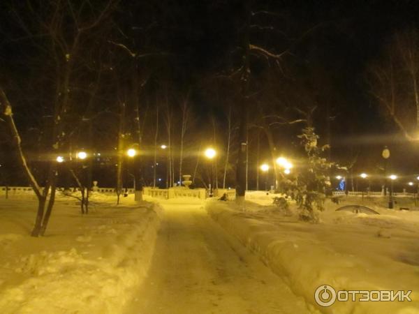 Сквер Загородный сад (Россия, Тюмень) фото