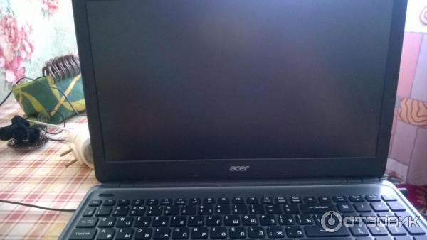 Ноутбук Acer Aspire E1-532 фото