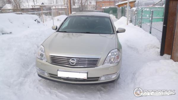 Автомобиль Nissan Teana седан фото