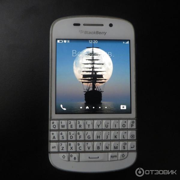 Смартфон BlackBerry Q10 фото