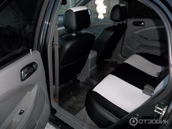 Автомобиль Chevrolet Lacetti хэтчбек фото