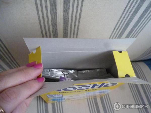 Каша Nestle рисовая с яблоком молочная фото