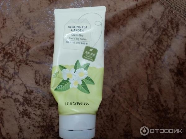 Пенка для умывания The Saem Healing tea garden Green tea cleansing foam фото