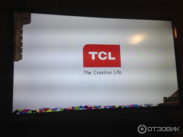 LED-телевизор TCL LED32D2700 фото