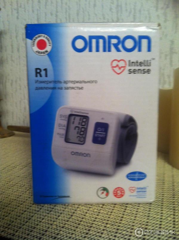 Тонометр на запястье omron r1