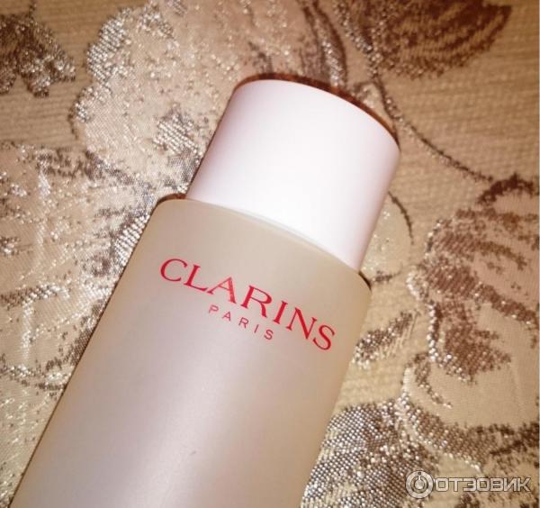 Тонизирующий лосьон Clarins с ромашкой для сухой и нормальной кожи фото