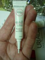 Средство против пигментных пятен Uriage Eau Thermale Depiderm фото