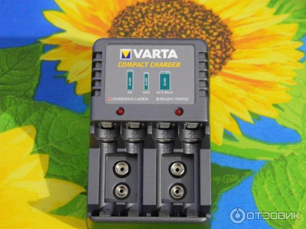 Зарядное устройство Varta 57039 фото