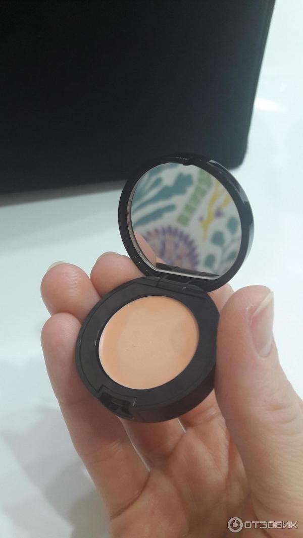 Корректор для лица Creamy Corrector Bobbi Brown фото