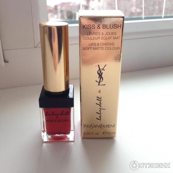 Блеск для губ Yves Saint Laurent Baby Doll Kiss&Blush фото