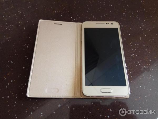 Смартфон Samsung Galaxy A3 A300F/DS фото