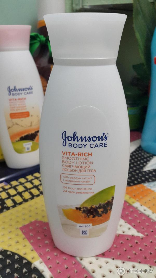 Смягчающий лосьон для тела Johnson's Body Care Vita-Rich Lotion с экстрактом папайи фото