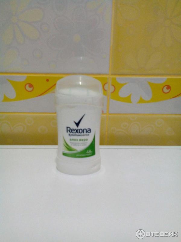 Дезодорант-антиперспирант женский мини-стик Rexona Aloe Vera Fresh фото