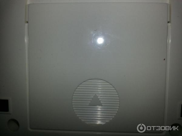 Тонометр автоматический Omron M2 Basic фото