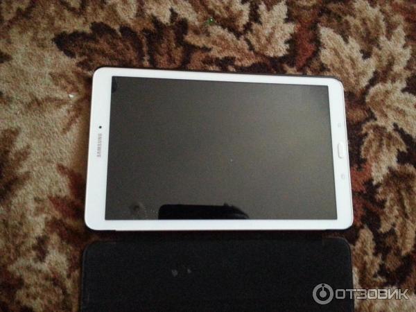 Планшет Samsung GALAXY Tab E SM-T561N фото