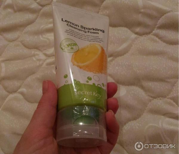 Пенка для умывания Secret Key с экстрактом лимона Lemon Sparkling Cleansing Foam фото