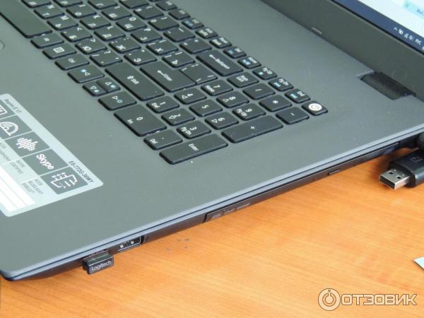 Ноутбук Acer Aspire E17 фото