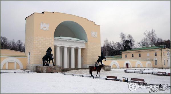 Конный двор усадьбы Кузьминки (Россия, Москва) фото