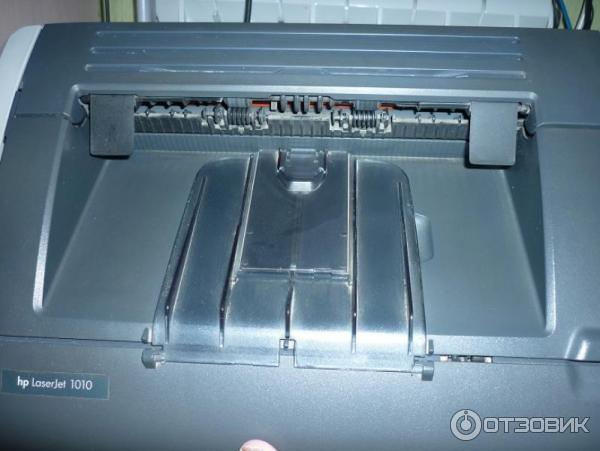 Лазерный принтер HP LaserJet 1010 фото