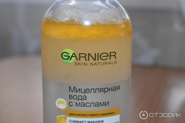 Мицеллярная вода с маслами Garnier Skin Naturals для снятия стойкого макияжа фото