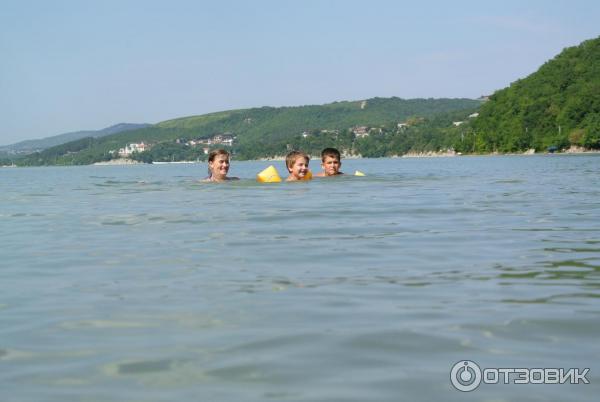 Отдых на озере Абрау (Россия, Краснодарский край) фото