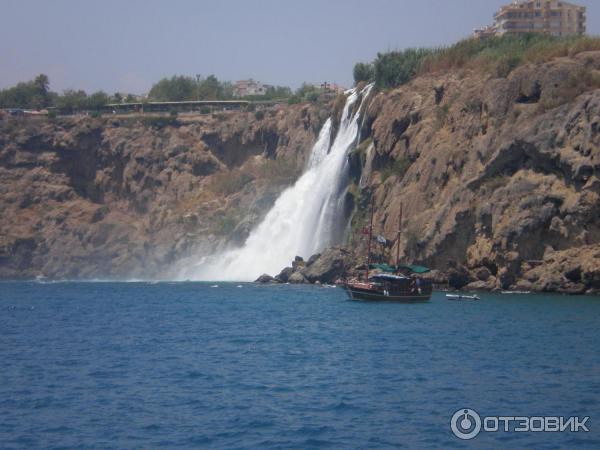 Водопад Нижний дюден