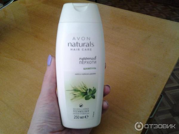 Шампунь от перхоти Avon Naturals Мята и чайное дерево фото