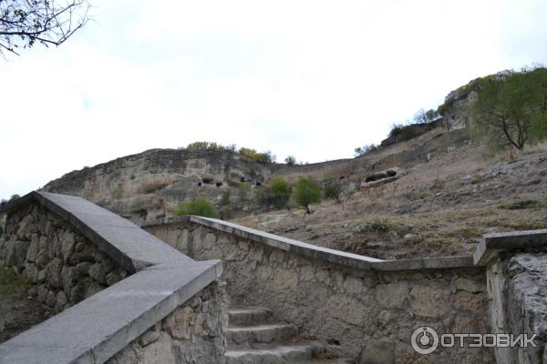 Экскурсия Ханский дворец - крепость Чуфут-Кале (Россия, Крым) фото