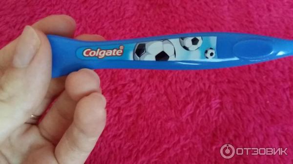 Детская зубная щетка с супер мягкими щетинками Colgate 2+ фото