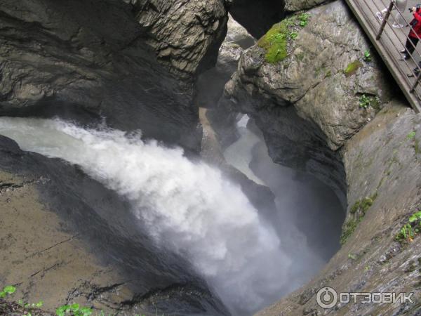 Экскурсия к долине водопадов Lauterbrunnen (Швейцария, Лаутербруннен) фото