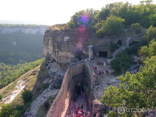 Экскурсия Ханский дворец - крепость Чуфут-Кале (Россия, Крым) фото