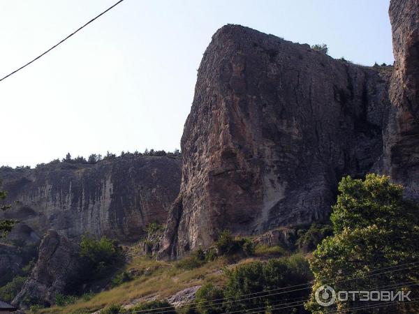 Экскурсия Ханский дворец - крепость Чуфут-Кале (Россия, Крым) фото