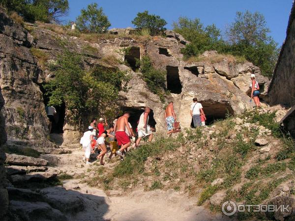 Экскурсия Ханский дворец - крепость Чуфут-Кале (Россия, Крым) фото