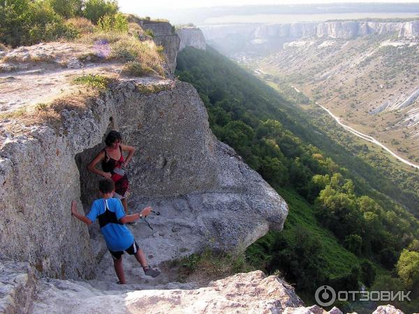 Экскурсия Ханский дворец - крепость Чуфут-Кале (Россия, Крым) фото