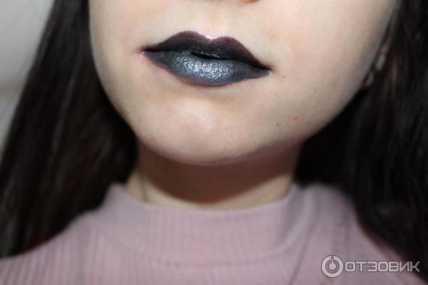 Жидкая губная помада Nyx Cosmic Metals Lip Cream фото