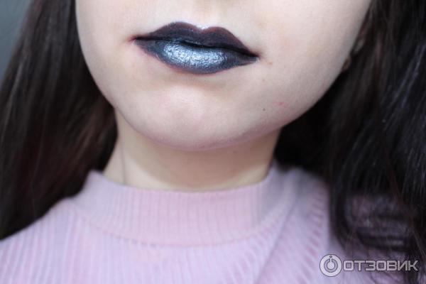 Жидкая губная помада Nyx Cosmic Metals Lip Cream фото