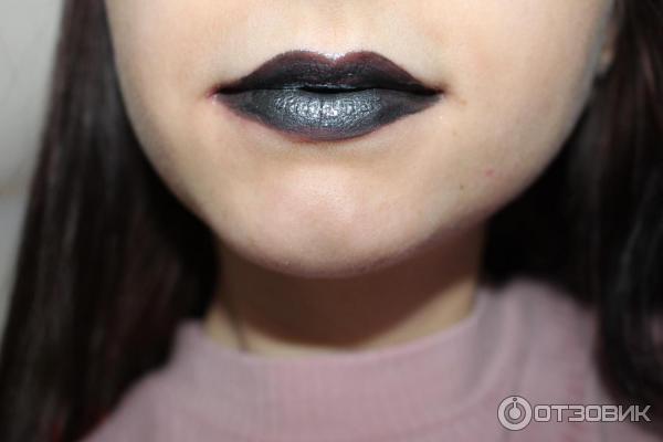 Жидкая губная помада Nyx Cosmic Metals Lip Cream фото