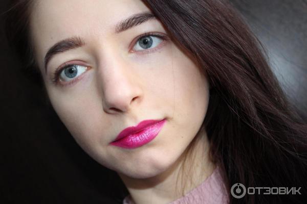 Жидкая губная помада Nyx Cosmic Metals Lip Cream фото